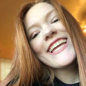 Meet your Posher, Katelyn